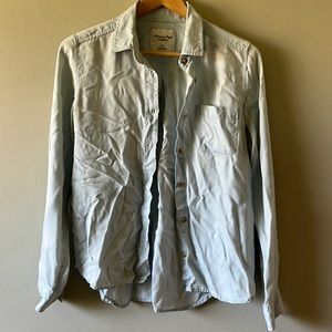 American Eagle button down